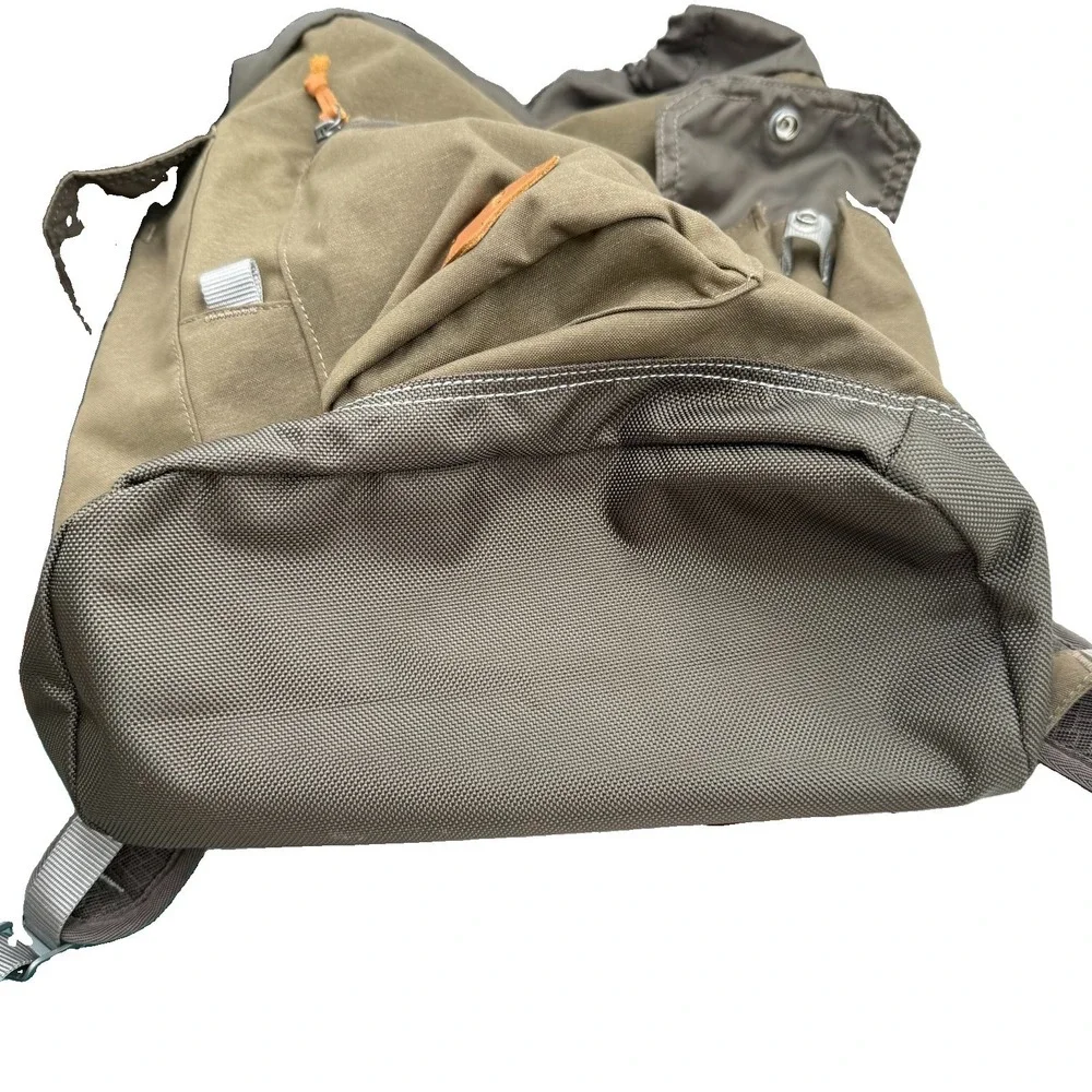 Eddie Bauer Bygone Lightweight Hiking Day   Backpack Olive Padded Back 18x12x6